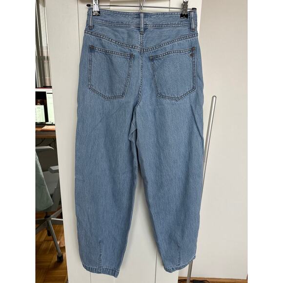 Madewell Baggy Tapered Jeans Idarose Light Wash Pleated Edition, Size 25, EUC - Picture 4 of 6